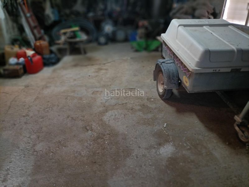 Foto f4529f45-b3a1-4758-9c45-029a58e57b4a. Casa amb aparcament a Belchite