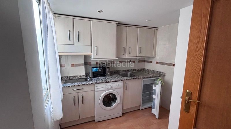 Foto f03e3237-d2ef-4ed1-acdf-b4b2319375f2. Apartament amb calefacció a Alfonso Zaragoza