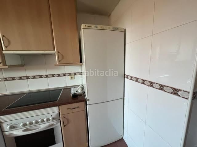 Foto f2d82f02-e1fb-4e94-a92c-b764e4d333eb. Lloguer pis amb calefacció aparcament piscina a Salvador Allende Zaragoza