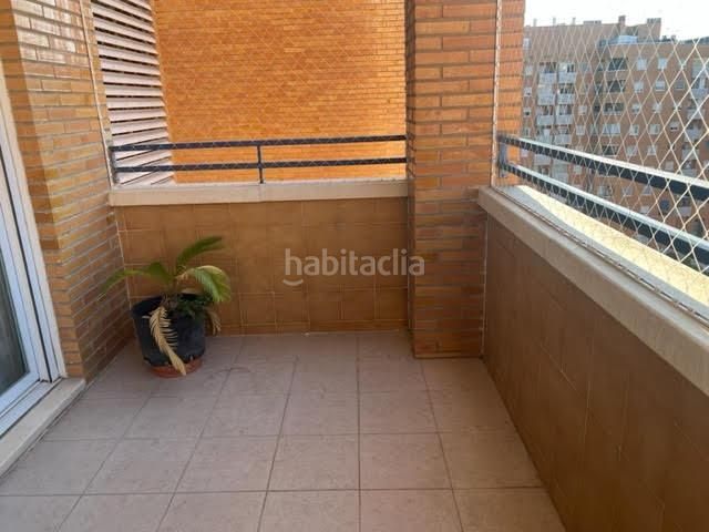 Foto f462208f-af1f-46b2-b95c-5c2a19c05d4e. Lloguer pis amb calefacció aparcament piscina a Salvador Allende Zaragoza