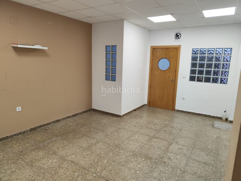 Foto 1d22af4a-cea3-497a-a653-bcddd8c7f3f6. Local comercial a Industria Albacete