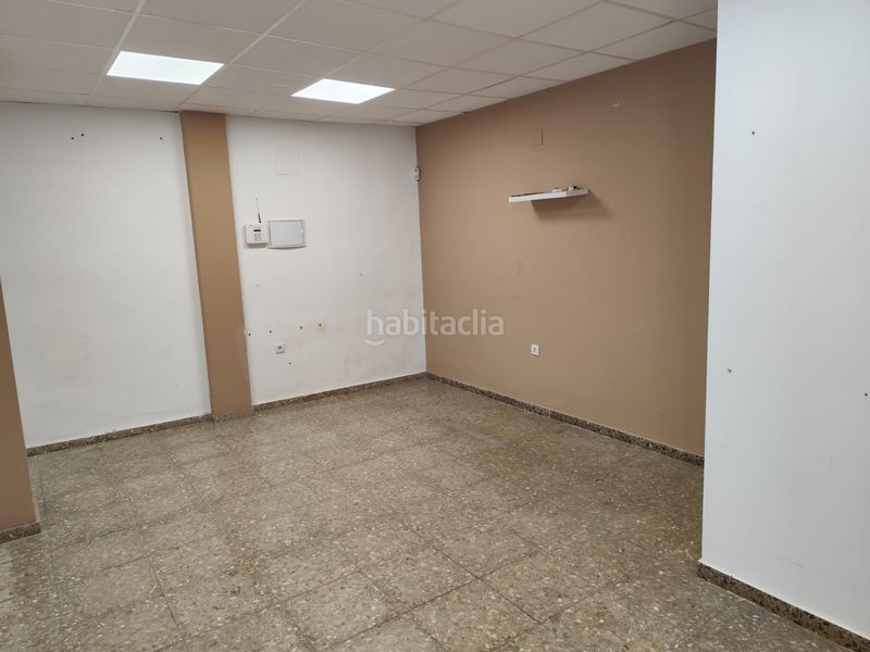 Foto bd6f679b-226b-4e28-bc26-cbe9939546a1. Local comercial a Industria Albacete