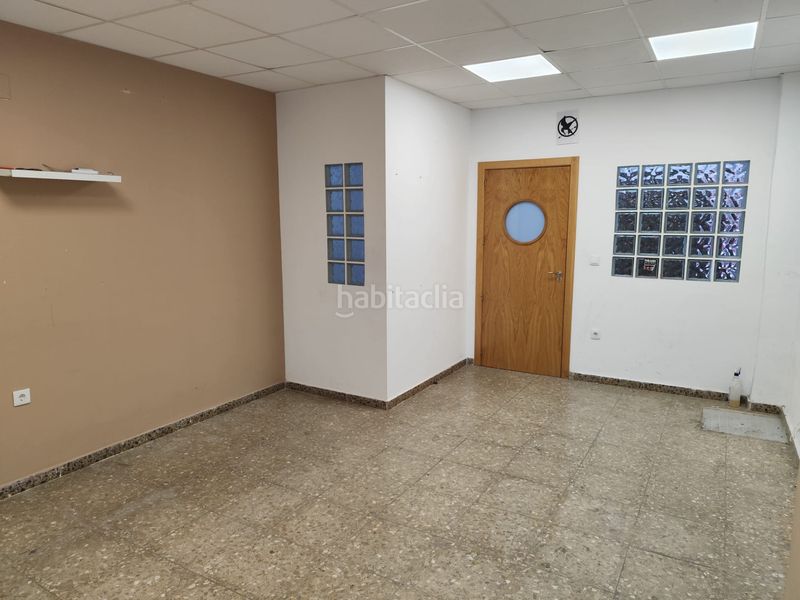 Foto c195f144-b666-4ce8-b4ef-9f983205c97f. Local comercial a Industria Albacete