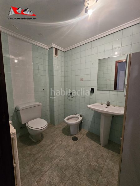 Foto 32d85c3c-091c-4c46-86f1-fb682d3880ad. Pis amb calefacció aparcament a Centro Albacete