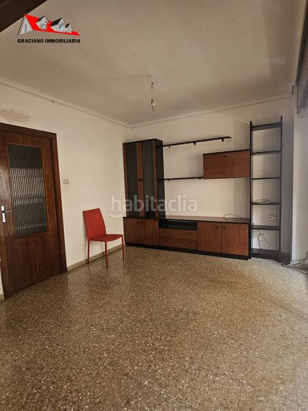 Foto 37e39eb7-9a5b-4829-92d1-62db2c05c498. Pis amb calefacció aparcament a Centro Albacete