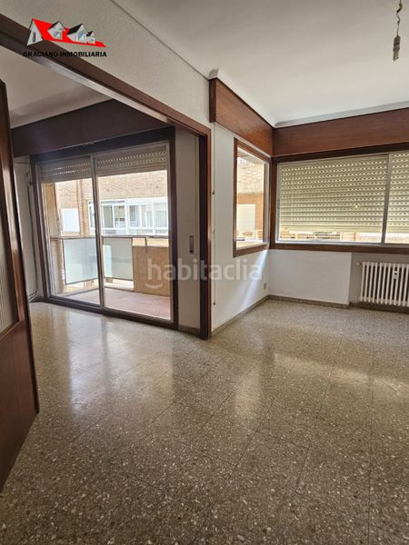 Foto 7947f57b-db10-4c87-95ba-d86373a2e893. Pis amb calefacció aparcament a Centro Albacete