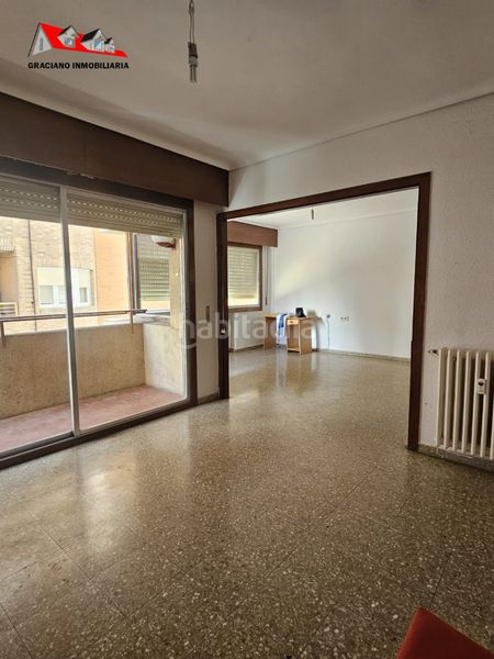 Foto a874f7d1-8297-4384-9953-db9df93cc458. Pis amb calefacció aparcament a Centro Albacete