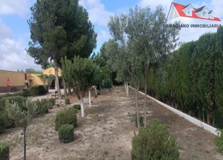 Chalet in Imaginalia - Llanos del Águila