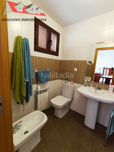 Foto 68deed22-ca0e-493b-ac41-1636803479e3. Piso en Yeste