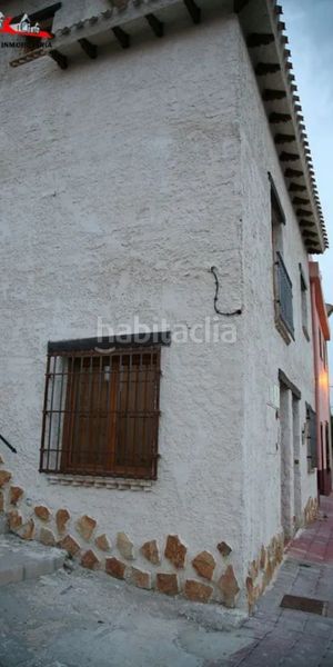 Foto f1788d7b-1042-4a60-860d-8c9f6bbd96db. Edificio en Chinchilla de Monte - Aragón