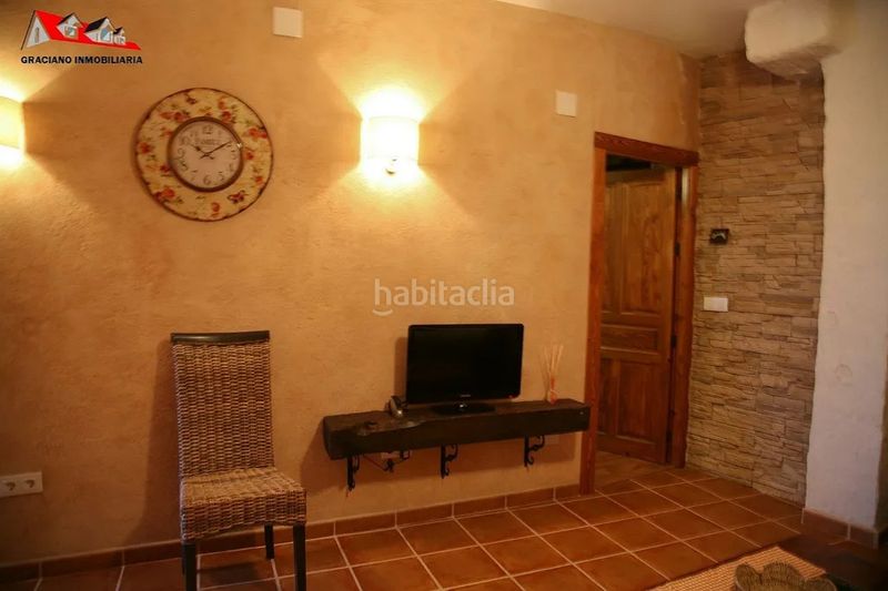 Foto 6a819190-342d-4d6b-a63d-bb866651a386. Edifici a Chinchilla de Monte - Aragón