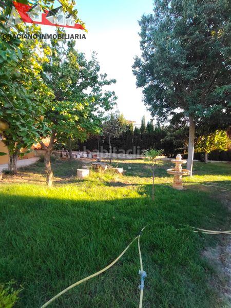 Foto a197106c-32d4-4f69-be38-78f7420d01ab. Xalet amb xemeneia calefacció aparcament piscina a Albacete