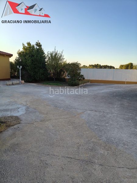 Foto c7a8ab8d-c4c8-4d7d-a72b-52e7924fa971. Xalet amb xemeneia calefacció aparcament piscina a Albacete