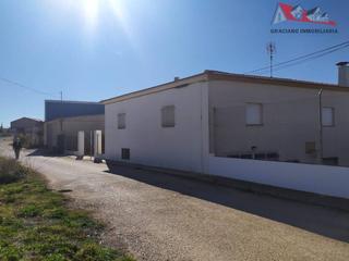 Haus in Casas de Ves. Se vende chalet  en alborea. en perfecto estado, 2 plantas, 4 ha