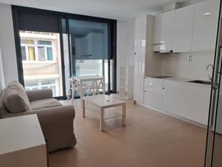 Miete Studiowohnung in Calle de pi y margall 67. Alcaravaneras.