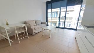 Miete Studiowohnung in Calle de pi y margall 67. Reciente construcción. alcaravaneras.