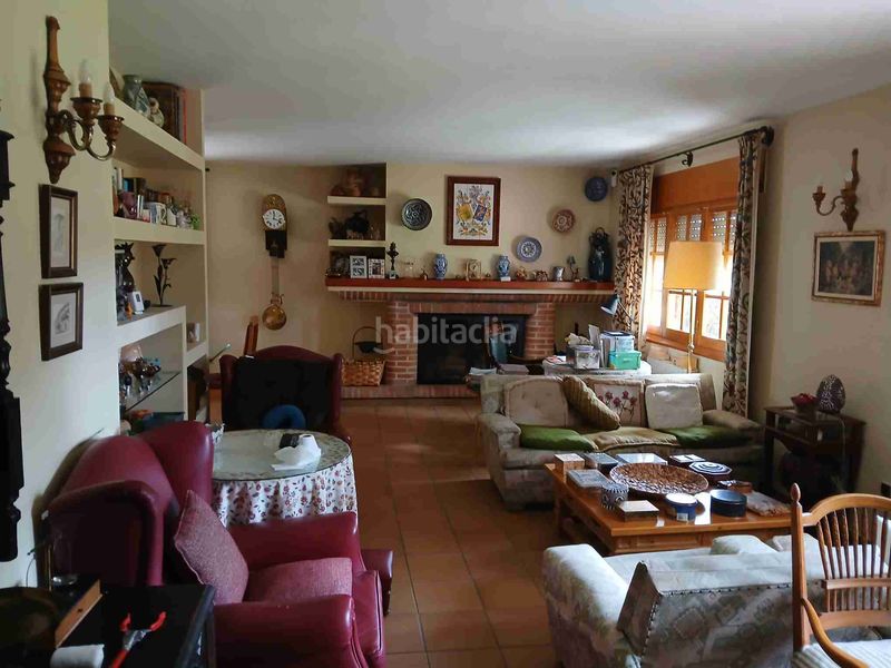 Foto 2cc26aa0-59f0-4b95-9b90-e1f143b9bb7f. Xalet amb xemeneia calefacció aparcament a Lastras del Pozo