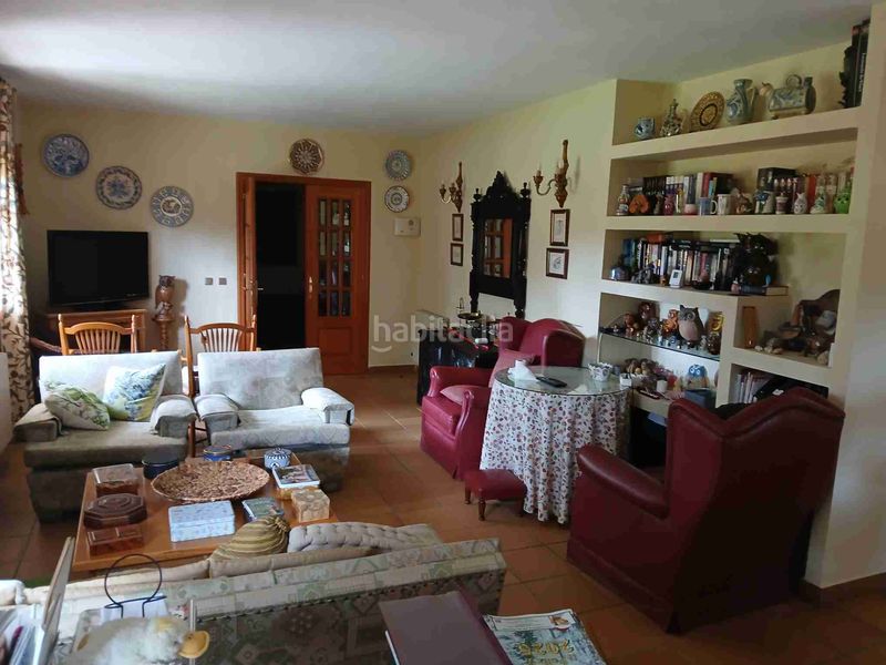 Foto 475804c8-814a-485f-b66a-0dfab04157fa. Xalet amb xemeneia calefacció aparcament a Lastras del Pozo