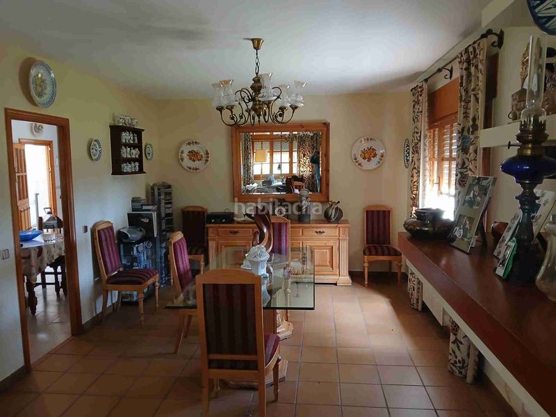 Foto 5e7b00b2-7b08-4482-8365-228472f6fcd6. Xalet amb xemeneia calefacció aparcament a Lastras del Pozo