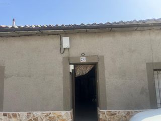 House in Melque de Cercos. Casa para reformar en melque de cercos (segovia)