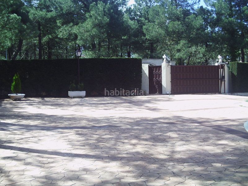 Foto 9a397319-fb94-4272-9537-0b690eafcc3a. Xalet amb calefacció aparcament piscina a Marugán