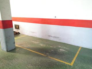 Parking coche en Parque Miraflores. Venta de plaza de aparcamiento para una o dos motos muy bien sit