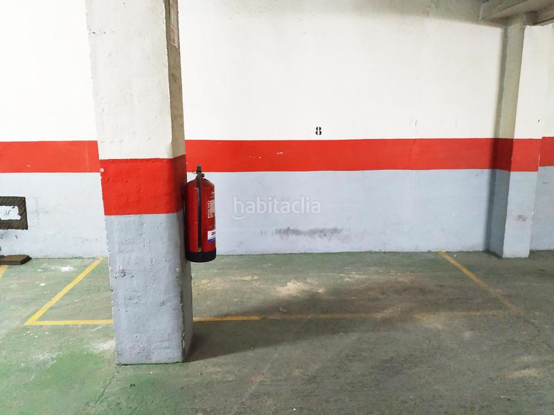 Foto 58b5b367-57b6-4e64-97ed-90ee2a947c92. Parking coche venta de plaza de aparcamiento para una o dos motos muy bien situada en la avenida tenor fleta n 81, ya muy cerca del cruce con la en Zaragoza