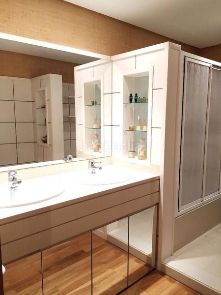 Foto bcd62e02-ef9d-4cf6-8fad-1d3e427ea637. Maison avec piscine dans Venta del Olivar Zaragoza