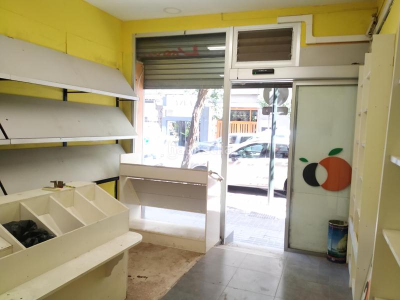 Foto c806c398-40e9-4cbf-bddb-575aebb0abac. Alquiler local comercial alquiler de local comercial muy bien situado en la calle tomas bretón, muy cerca de la avenida valencia. local muy comercial con m en Zaragoza