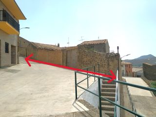 Casa in Luna. Inmueble para rehabilitar totalmente en suelo urbano del casco a
