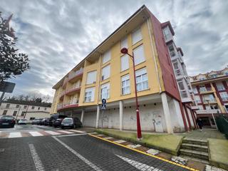 Appartement à Calle calle doctor lópez garzón 8. Ampuero 3 habitaciones2 baños plaza de garaje trastero