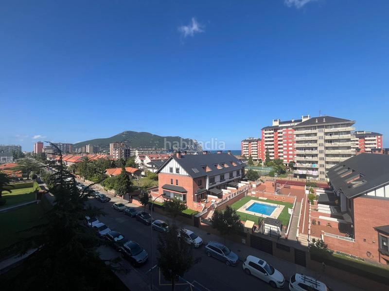 Foto fe407a1e-8e18-4439-8b22-bdcbef65044e. Piso en avenida de la libertad 67b piso en zona ever con vistas al mar en Laredo