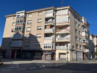 Appartement  Travesía de la bien aparecida 1. Colindres 3 dormitoriosbañotrastero 145.000