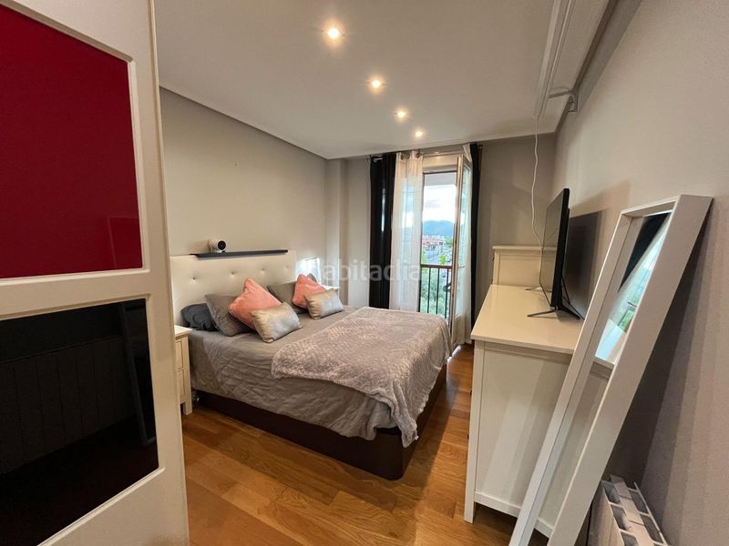 Foto 9450df22-eae1-4125-85b6-9404111a878c. Flat with heating parking in Colindres
