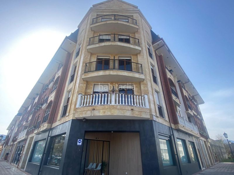 Foto a84b8dcd-2fcf-481a-b307-26efbb064b45. Flat with heating parking in Colindres