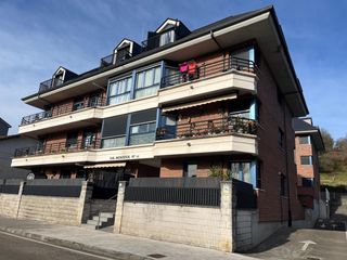 Rez-de-chaussée  Avenida avenida conde albox 29. Planta baja con gran terraza 2 dormitorios limpias