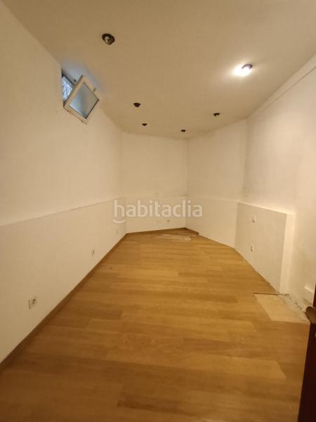 Foto 1e1be599-32a0-443c-afe8-d82ec44990ba. Locale commerciale in Centro - Ayuntamiento Santander