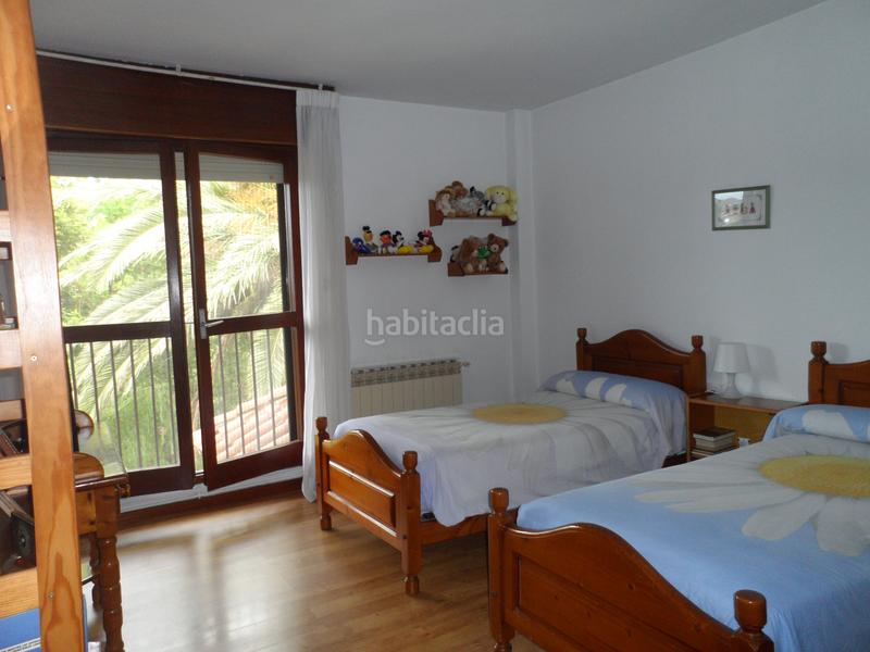 Foto c3a04ffe-bf57-42f7-b119-798ff5b82ca0. Casa amb calefacció aparcament a Peñacastillo - Nueva Montaña Santander