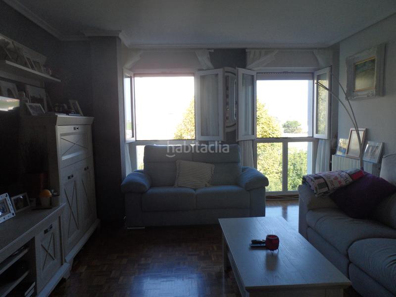 Foto 3dab2d59-9e86-4748-aa8a-b5418d64ae51. Duplex with heating in Alisal - San Román Santander