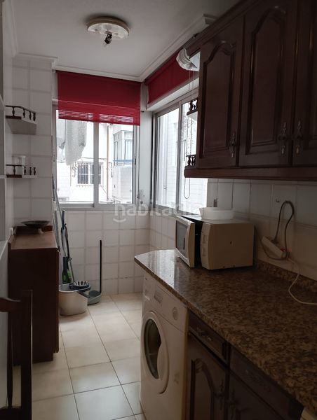 Foto e0965ce6-6ae9-444e-9eda-9aceb65ae3b7. Pis amb calefacció aparcament a Cuatro Caminos Santander