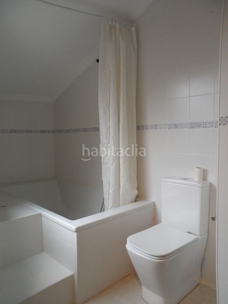 Foto f66ccc61-5d1a-4b00-9d58-d6f5fe5905f4. Dúplex amb calefacció aparcament a Centro - Ayuntamiento Santander