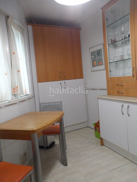 Foto fd6382e7-6c14-45cd-a2a2-a29ff2222f0b. Dúplex amb calefacció aparcament a Centro - Ayuntamiento Santander