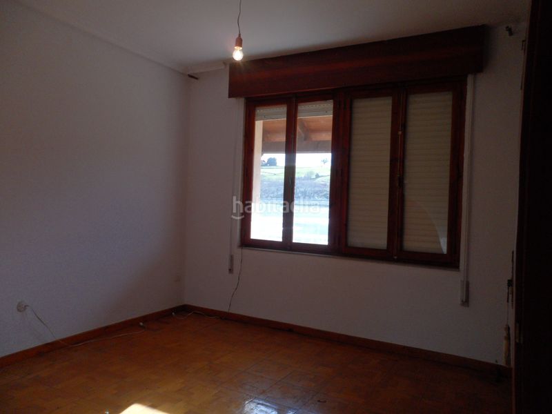 Foto c362b558-a158-4520-af3f-d5b7379e08c3. Casa amb aparcament a Polanco