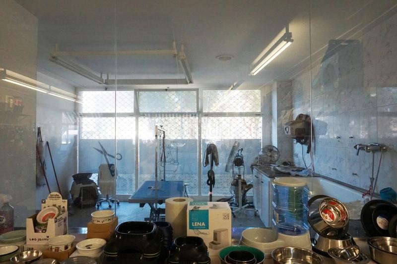 Foto 879262f5-63e4-4f1e-b9ec-c093b3880381. Local comercial en carrer de pau casals 6 en funcionament en Girona