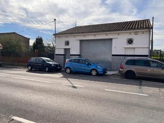 Nau industrial a Carrer comerç 109. La teva futura casa