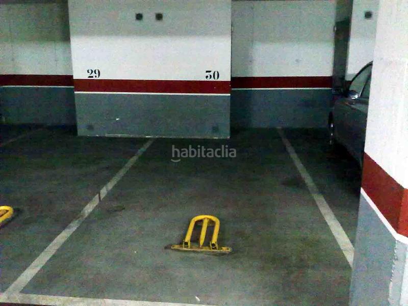 Foto 2a61bbdb-a176-482e-9d2e-e8232dfaee35. Alquiler parking coche en carrer de bernat boades 31 parking al centre en Girona