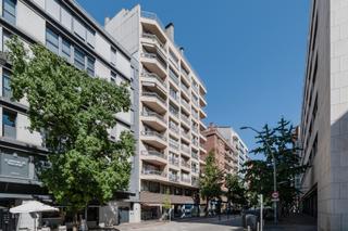 Appartement  Carrer de la creu. Pis en venda al cor de l'eixample de girona!