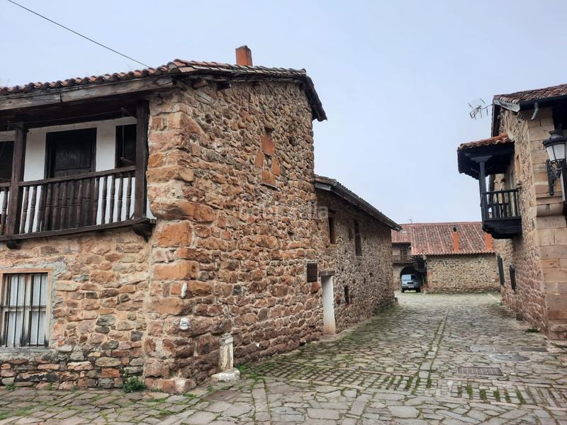 Foto 3cfad14a-0c33-453d-a461-28ed23d50707. Casa adossada a bárcena mayor 48 a Tojos (Los)