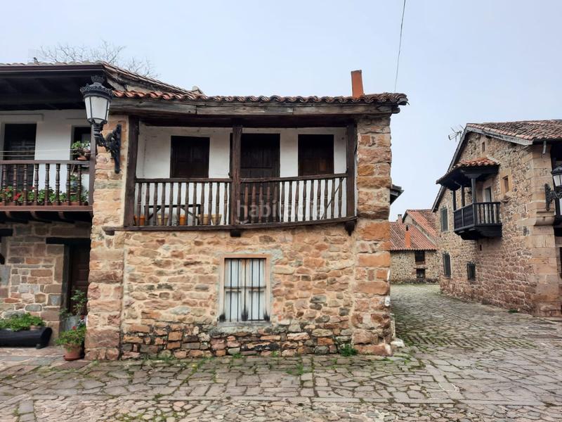 Foto c8034a20-c239-4551-9fe2-ada96a1a2547. Casa adossada a bárcena mayor 48 a Tojos (Los)