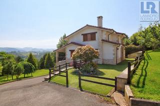 Xalet a Las viñas 3. Chalet en venta en el tejo, 4 dormitorios.